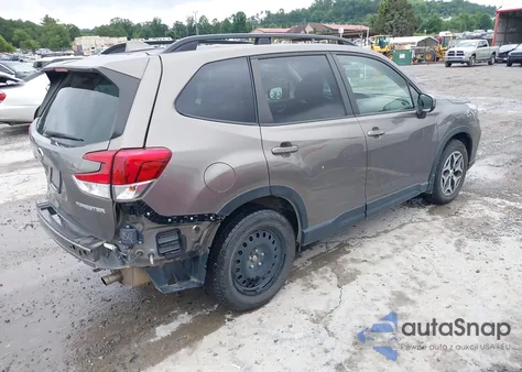 2020 Subaru Forester Premium z USA, uszkodzony, nr VIN JF2SKAJC7LH566763